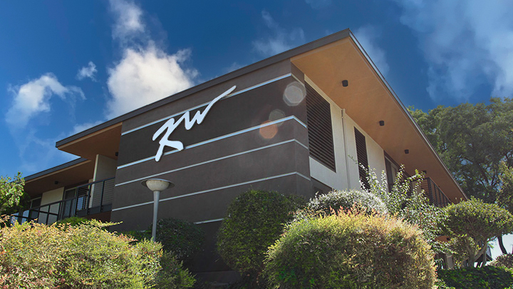 KW Exterior Kellogg West hotel exterior